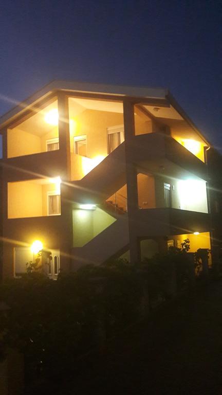 Apartments Safija Добра-Вода Экстерьер фото